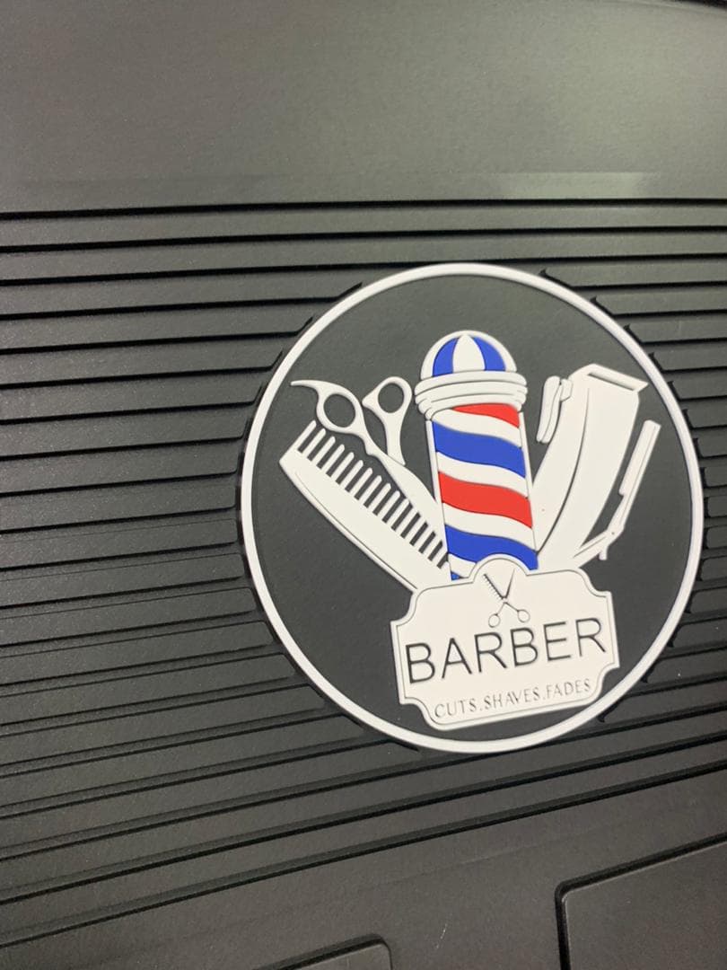 Tapis de rangement pour outils de coiffeur magnétique flexible et antidérapant