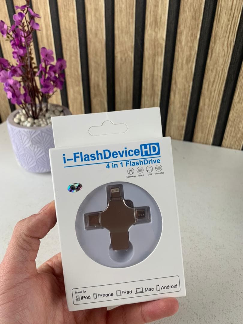 Clé USB 256GB i-Flash - 4 en 1 (Lightning + Micro + USB et Type-C Ports )