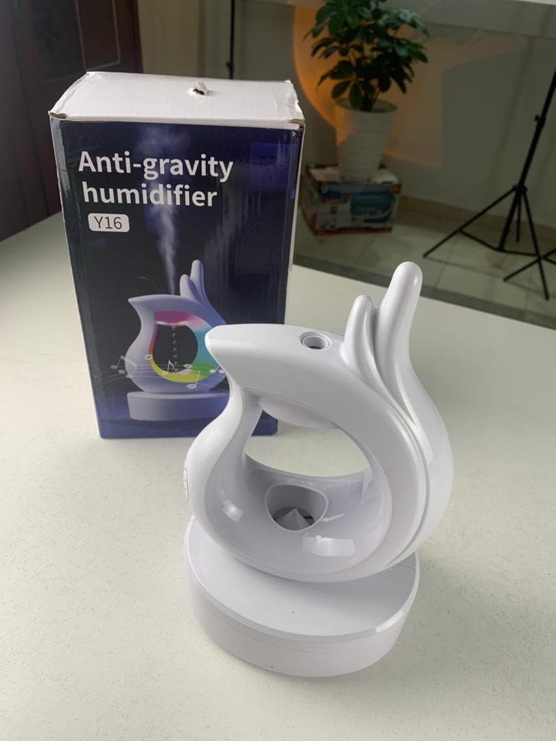 Humidificateur antigravité et haut-parleur Bluetooth RGB en forme de goutte d’eau – معطر جو ومكبر صوت