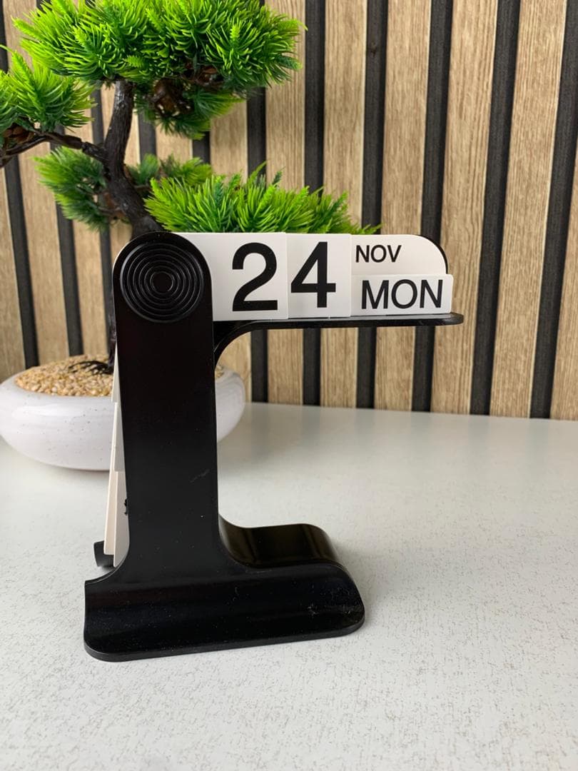 Calendrier Perpétuel à Rabat pour Décoration d’intérieur