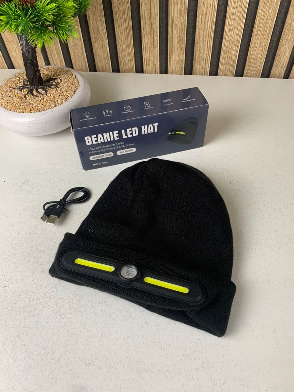Bonnet d’hiver COB Headlight pour camping et randonnée – قبعة شتوية مزودة بمصباح أمامي