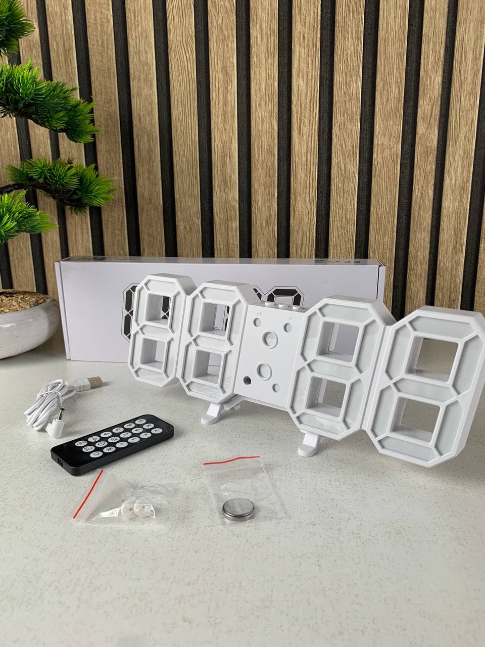 Horloge Murale numérique LED Blanche 3D GH0720L – ساعة رقمية تصميم ثلاثي الأبعاد