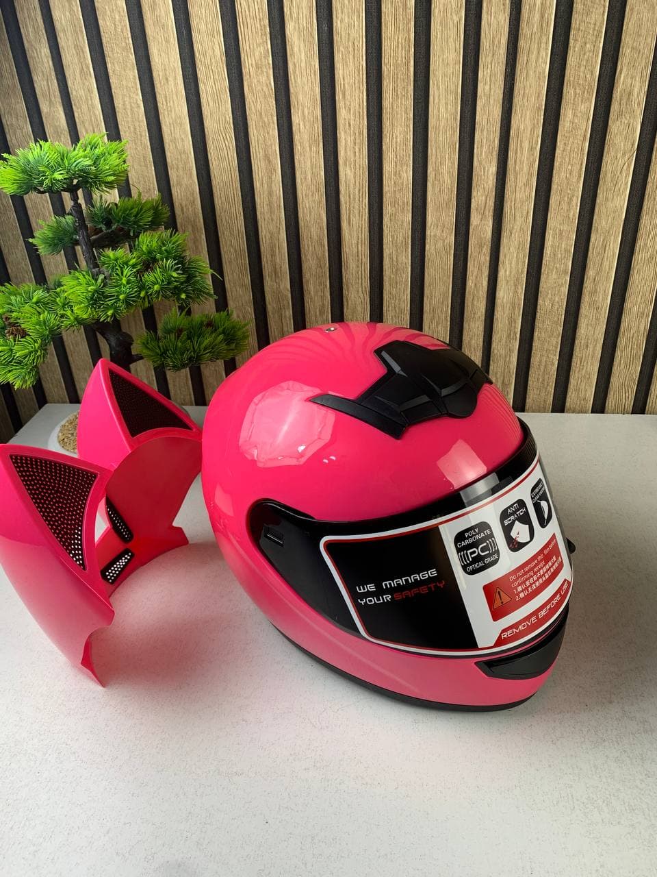 Casque de moto pour femme et fille avec oreilles de chat - خوذة احترافية للنساء